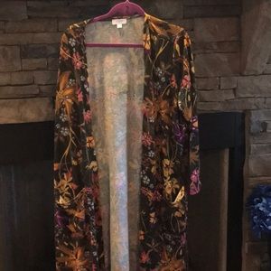 LulaRoe Sarah sweater